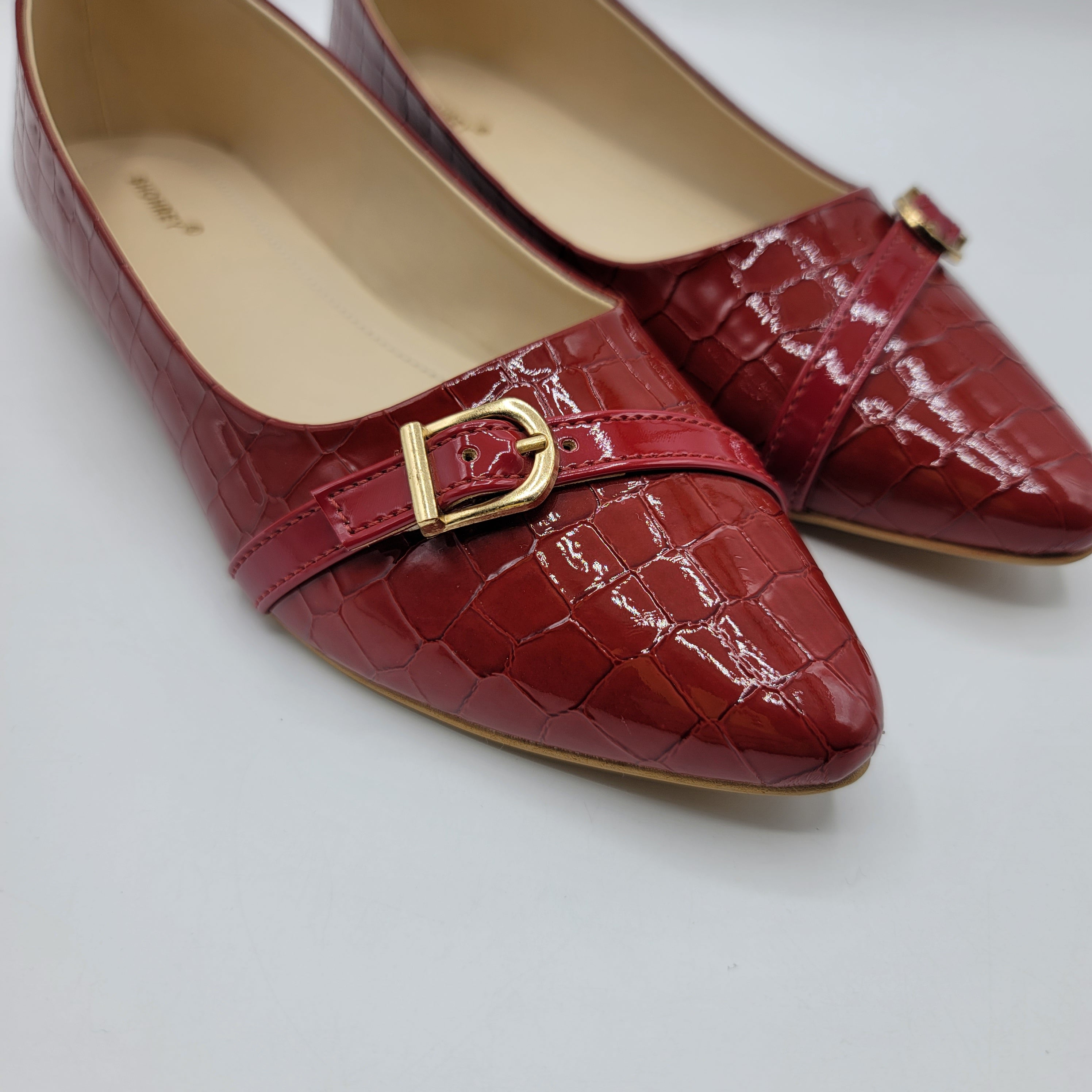 Taylors - Maroon Pumps