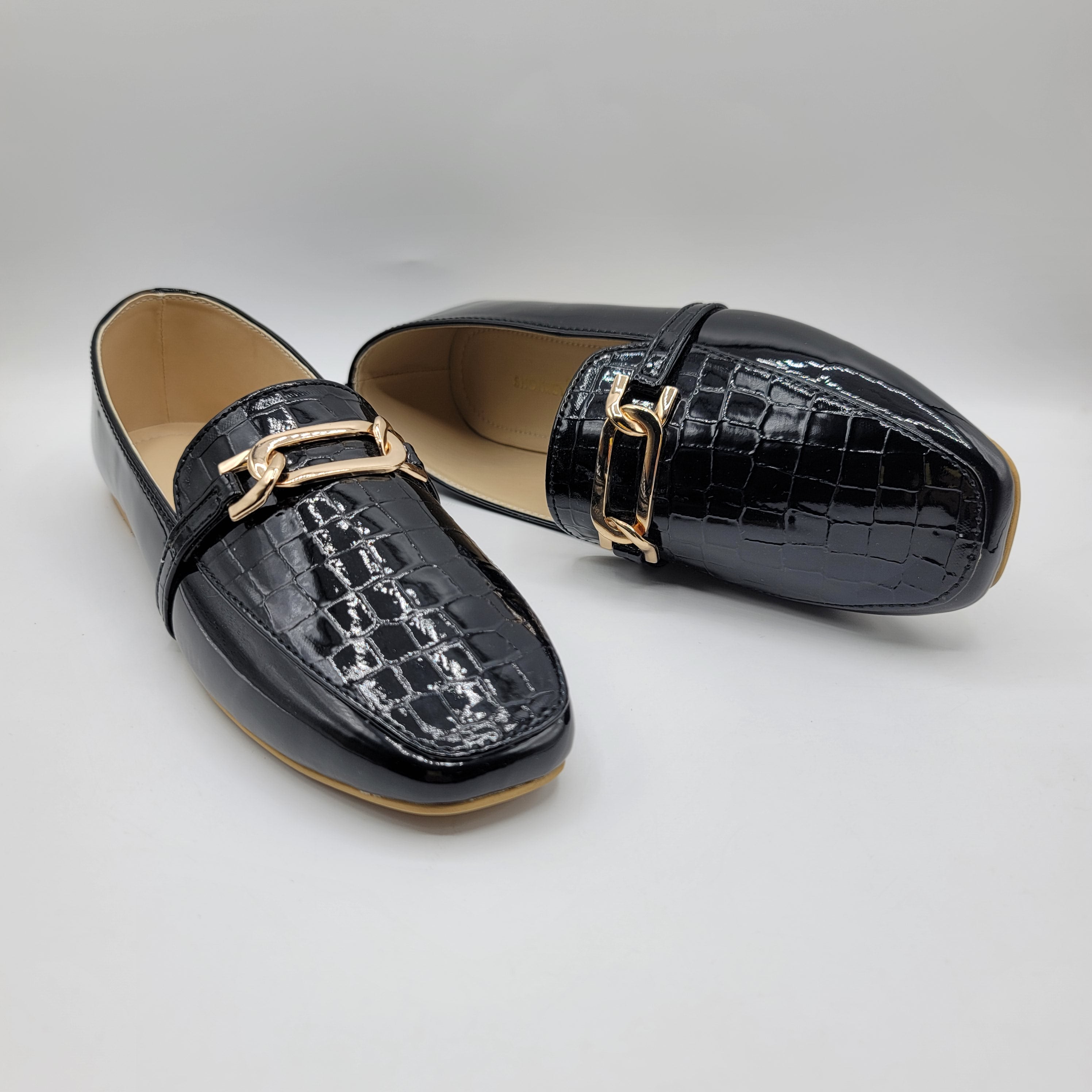 James - Black