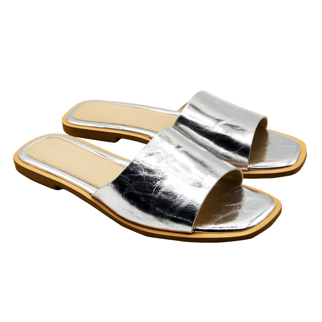 Sparkling Delight - Silver - Crinkle Finish Leather Slides