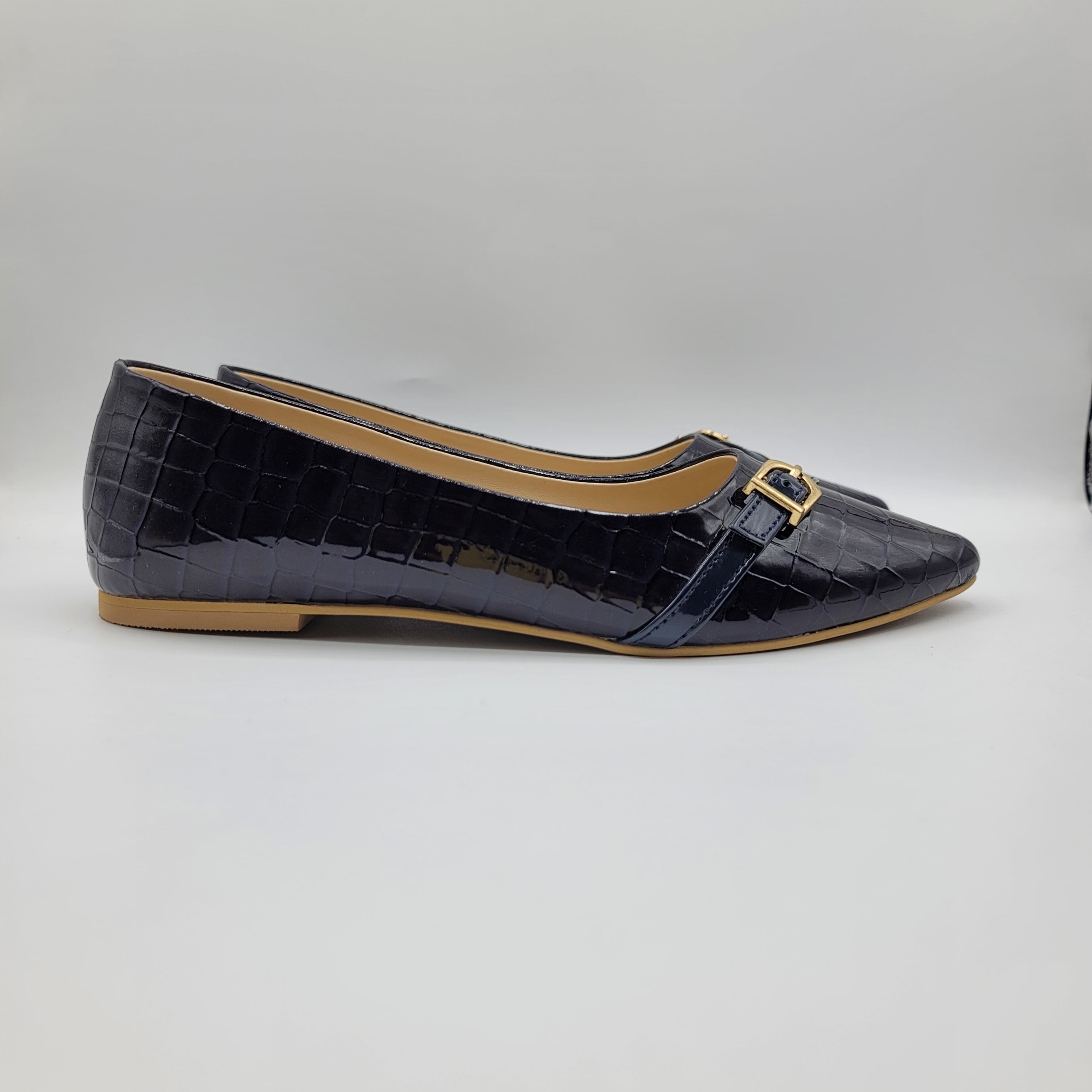 Taylors - Navy Pumps