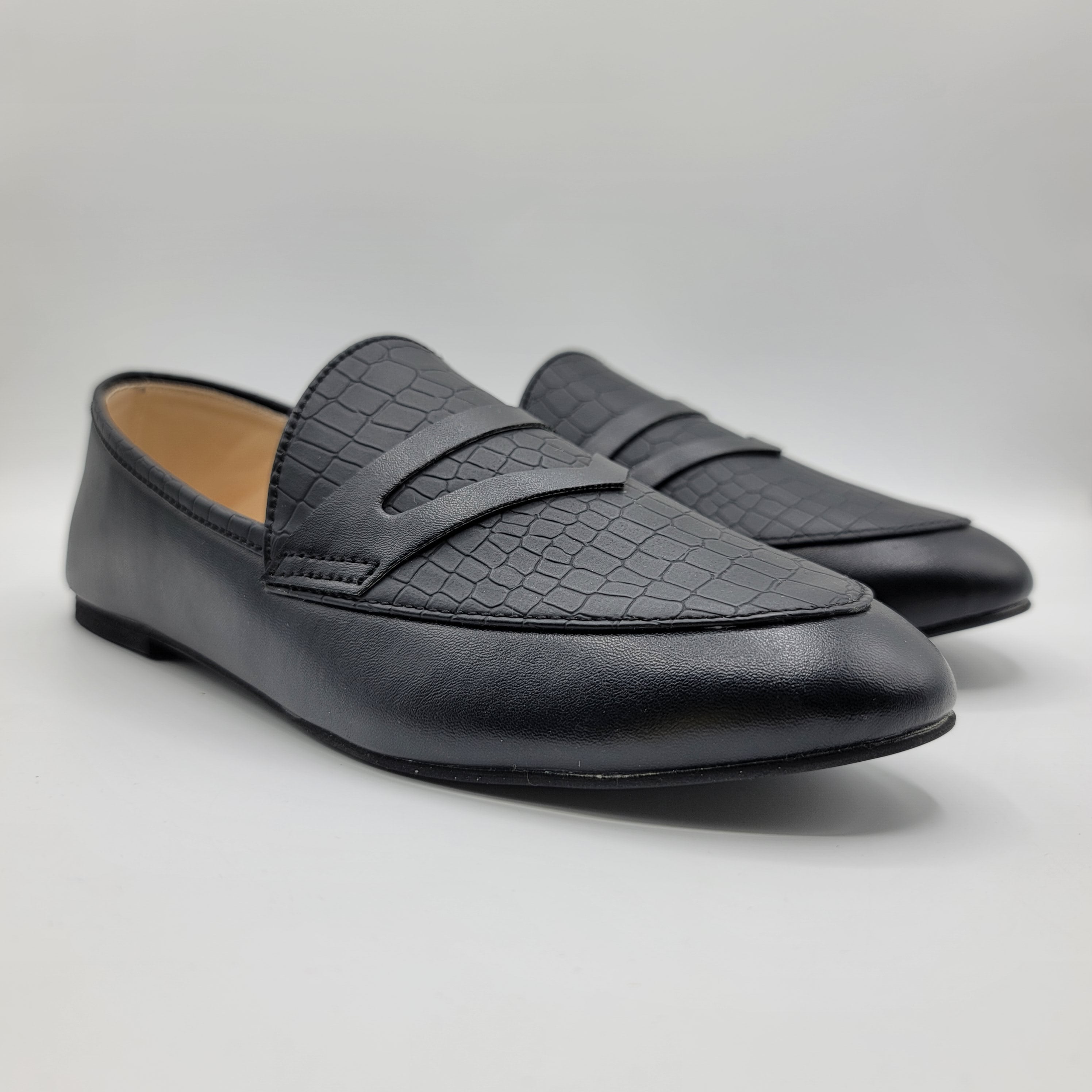 Ashtons - Black