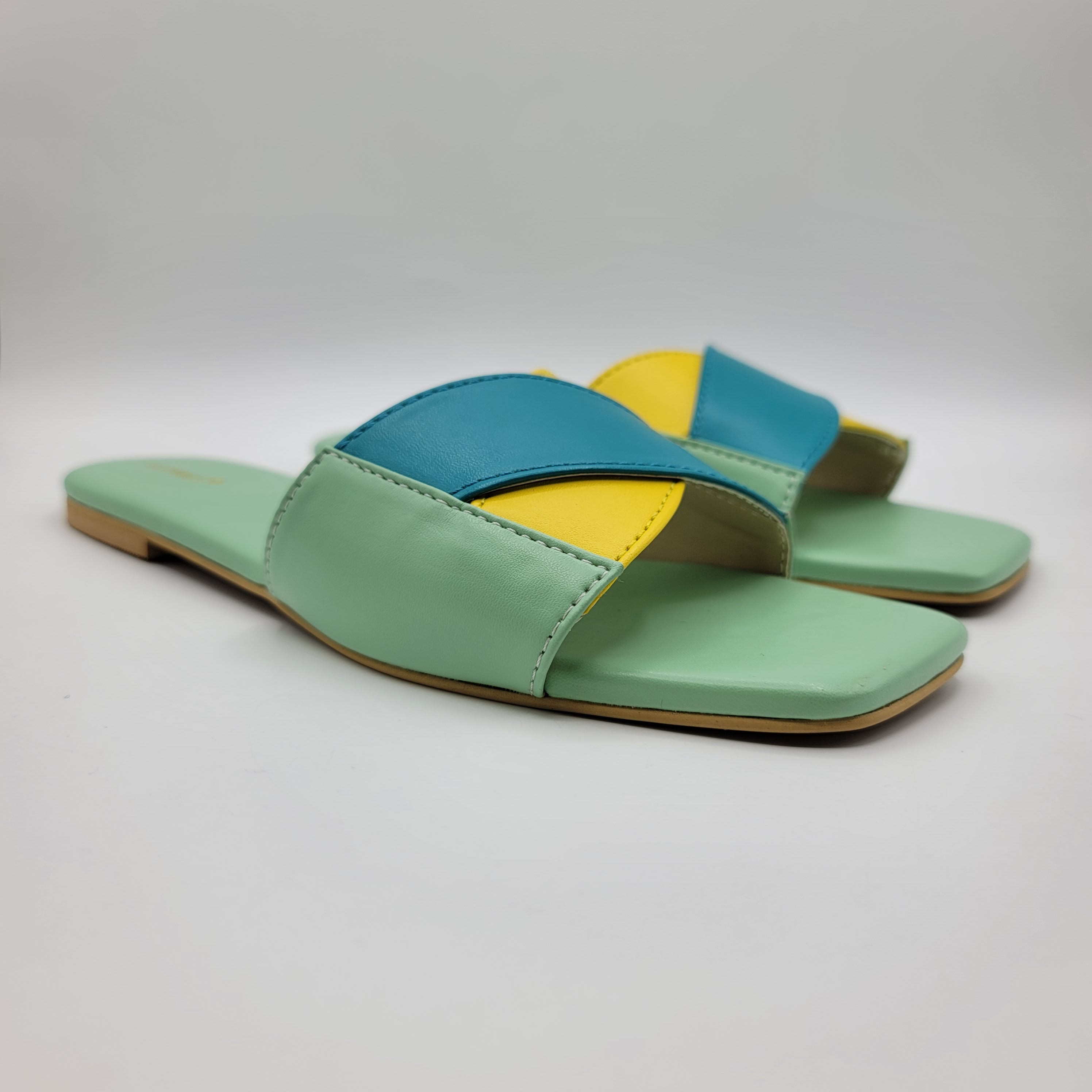 Mash 2.0 Slides - Firozi Yellow