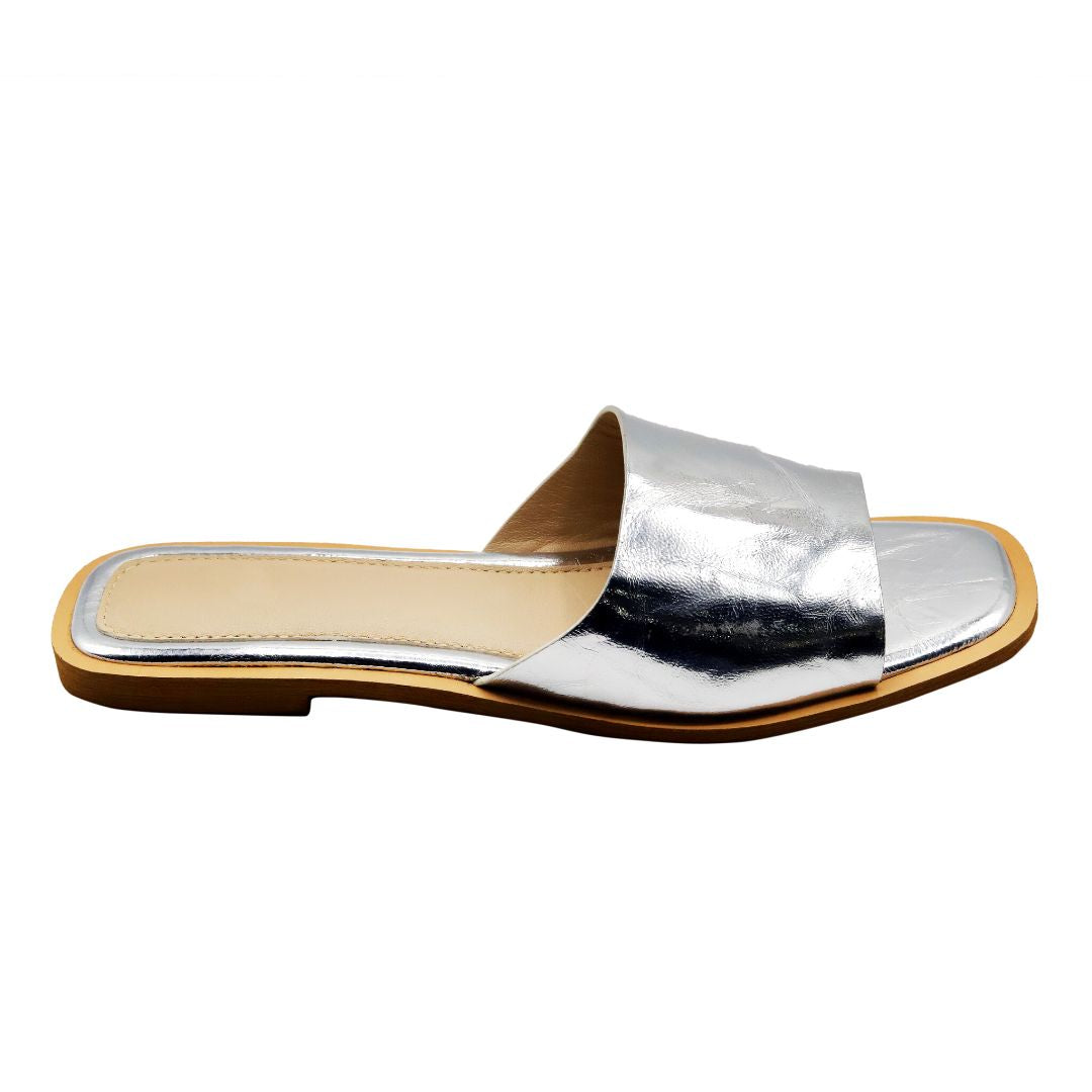 Sparkling Delight - Silver - Crinkle Finish Leather Slides